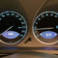 SL R230 ABC -display Kjøretøyet løfter seg